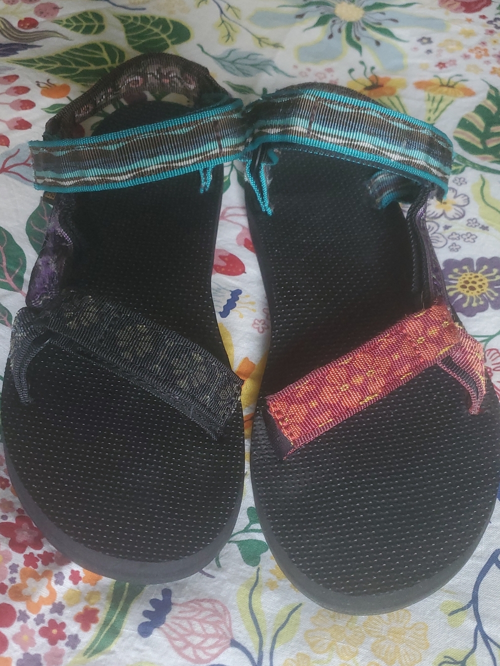 Teva Universal Boho Hippie Women's Adjustable Colorful Sandals Size 9